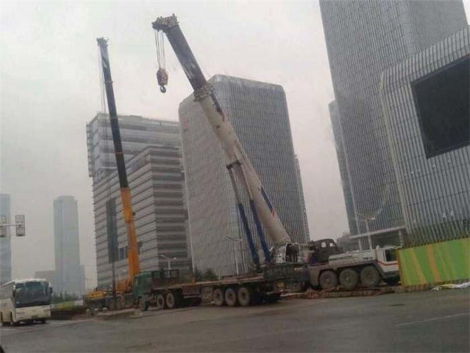 丽水市“自动找平”—— 吊车的 “平地神器” 技术
